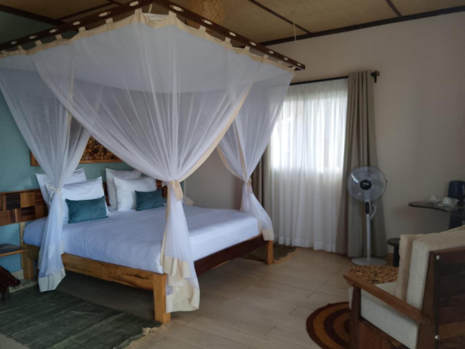 Bira Hotel أنتسيرابي المظهر الخارجي الصورة