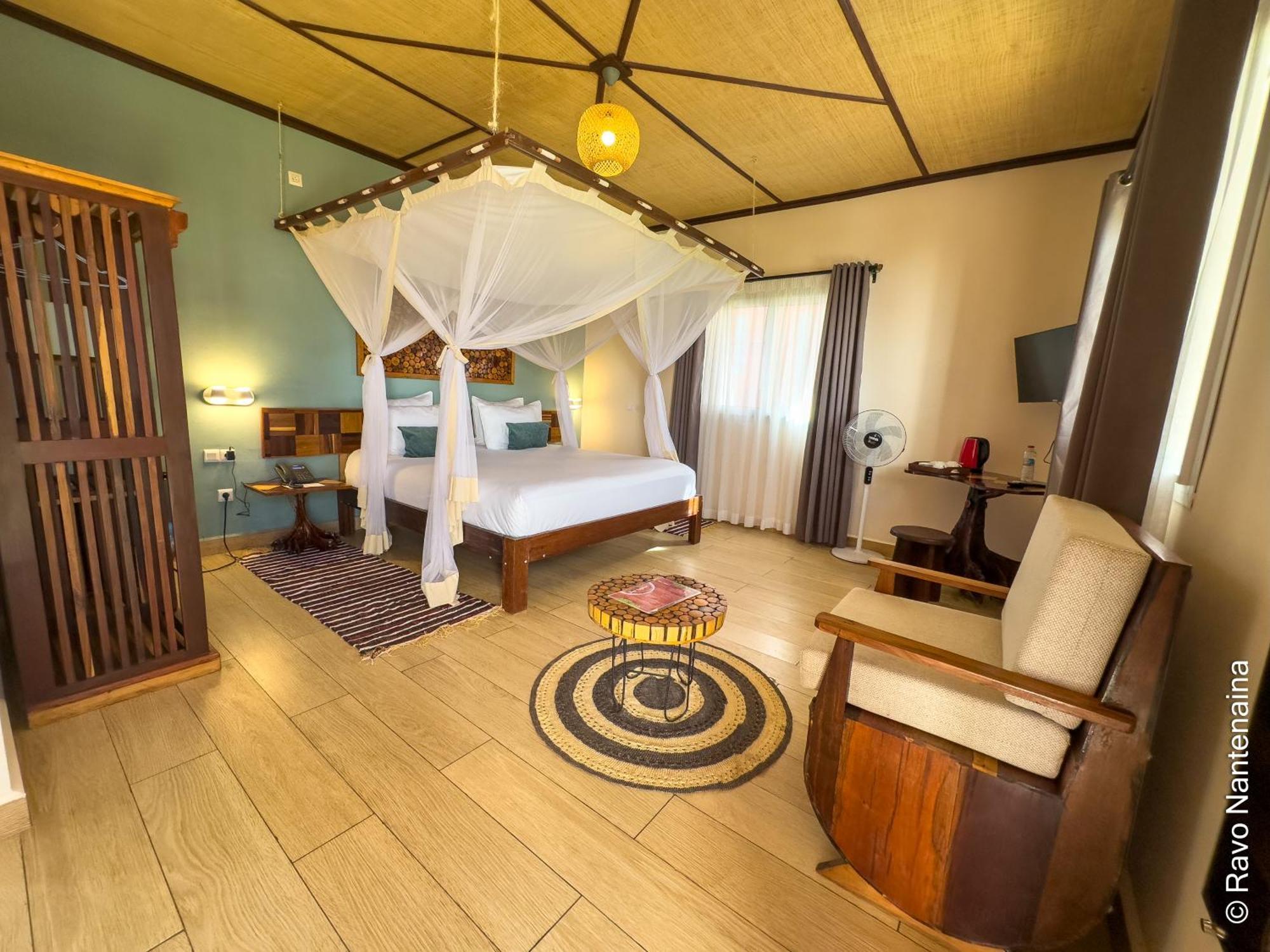 Bira Hotel أنتسيرابي المظهر الخارجي الصورة