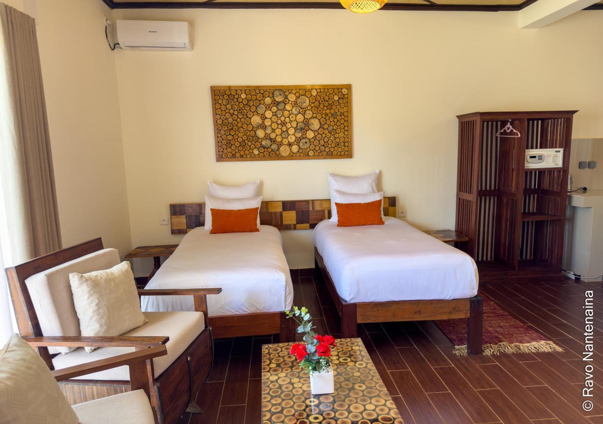 Bira Hotel أنتسيرابي المظهر الخارجي الصورة