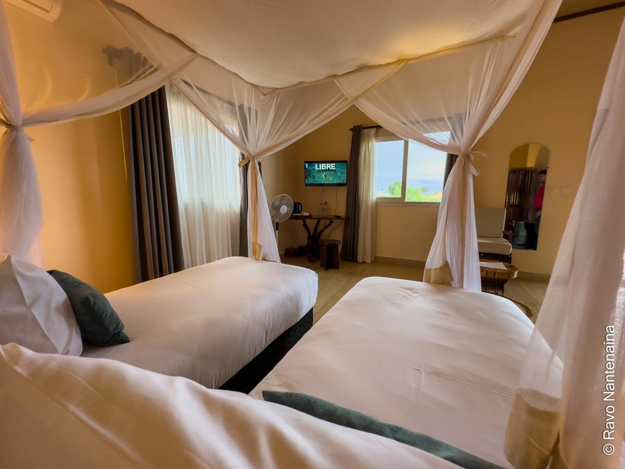 Bira Hotel أنتسيرابي المظهر الخارجي الصورة